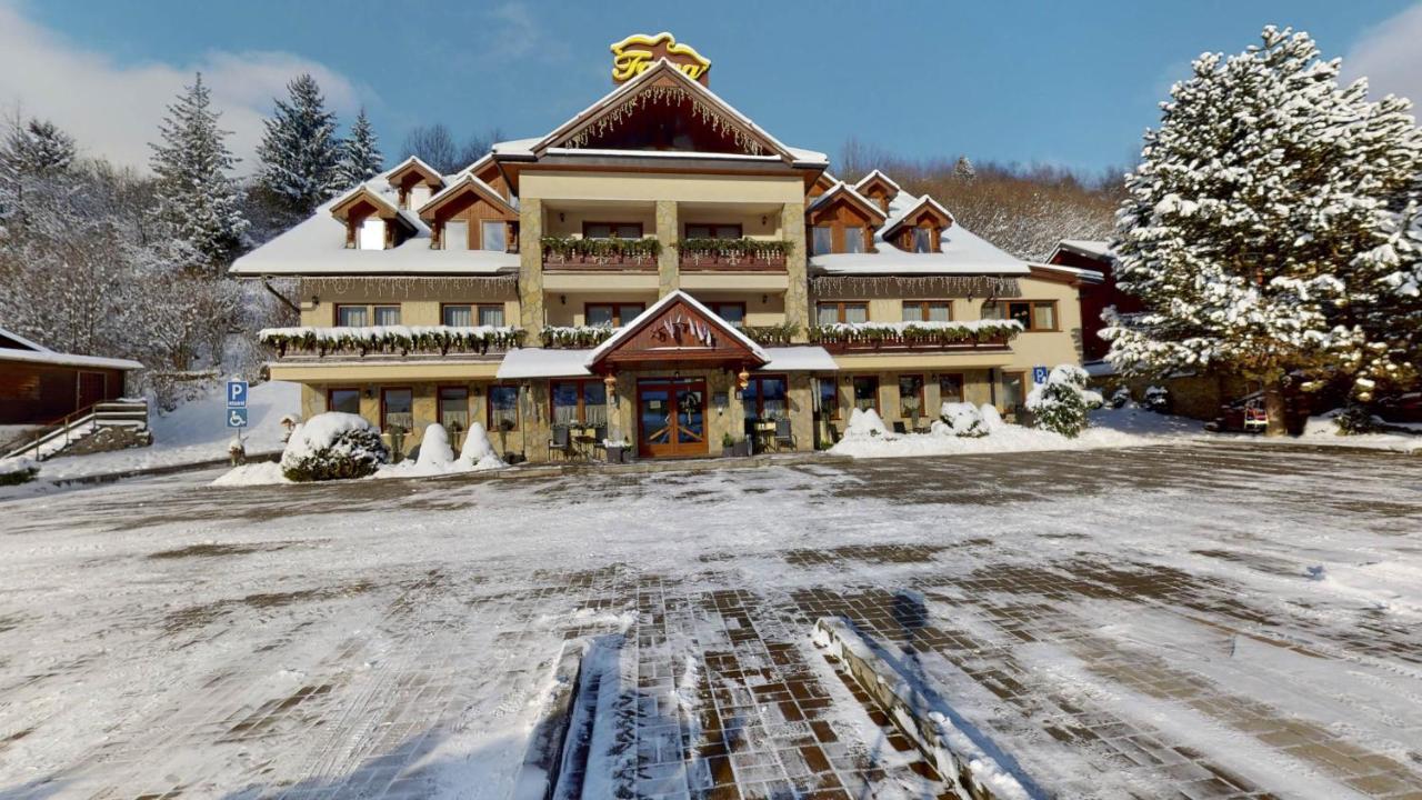 Garni Hotel Fatra Terchová Buitenkant foto