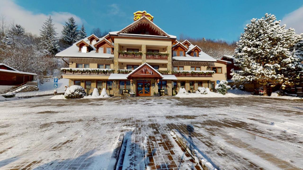 Garni Hotel Fatra Terchová Buitenkant foto