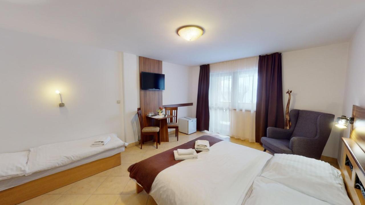 Garni Hotel Fatra Terchová Buitenkant foto