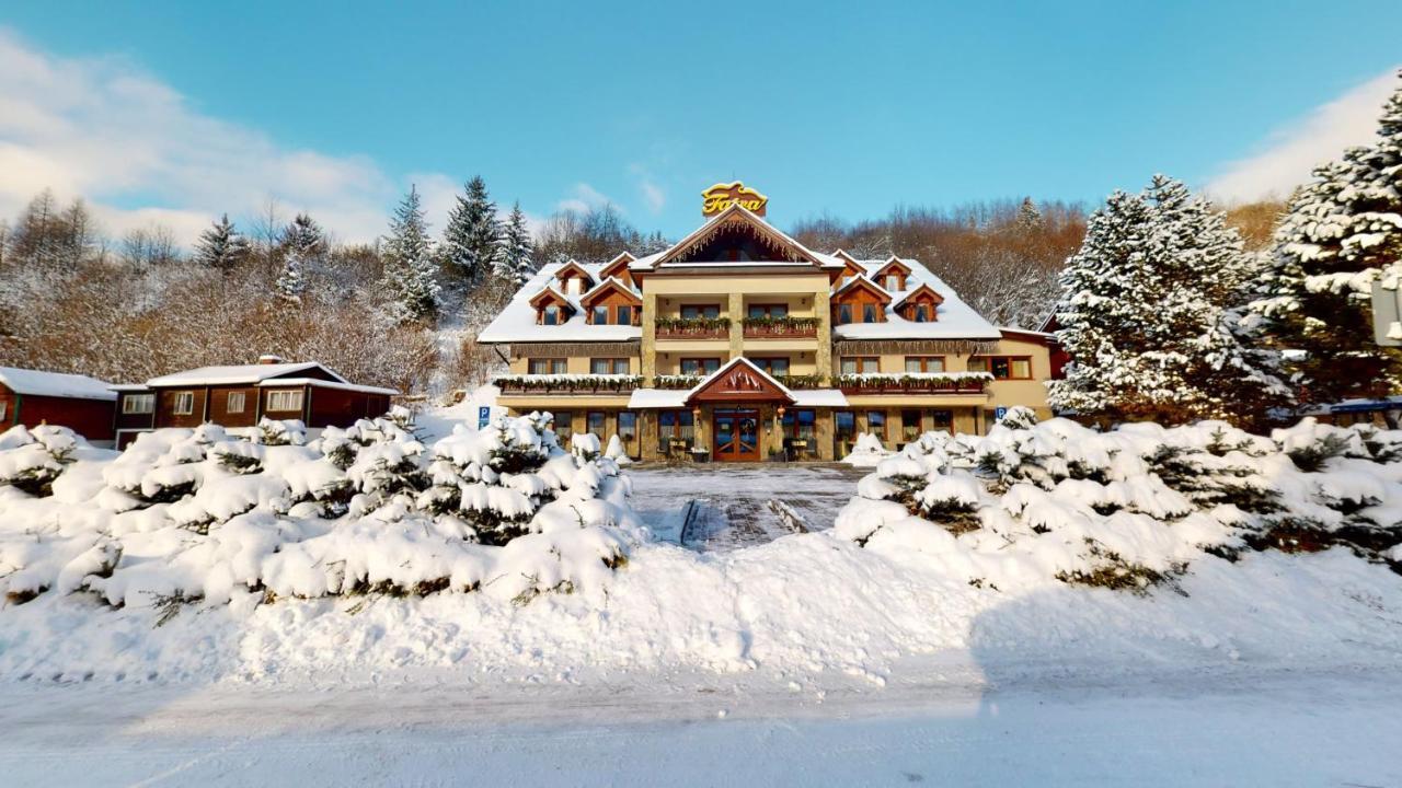 Garni Hotel Fatra Terchová Buitenkant foto