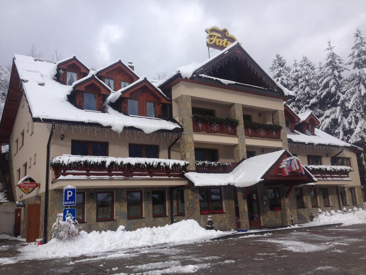 Garni Hotel Fatra Terchová Buitenkant foto
