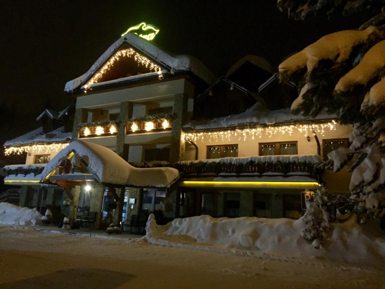 Garni Hotel Fatra Terchová Buitenkant foto